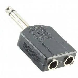 Soundking CC313 Переходник (разъем переходной) 6,35 мм, штекер, моно - 2 х 6,35 мм.