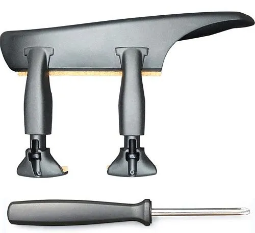 Wittner 250131 Подбородник для скрипки размером 1/2-1/4, с отверткой.