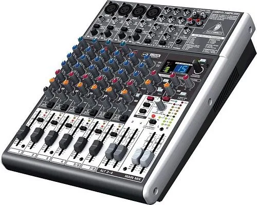 Behringer X1204USB Микшерный пульт.