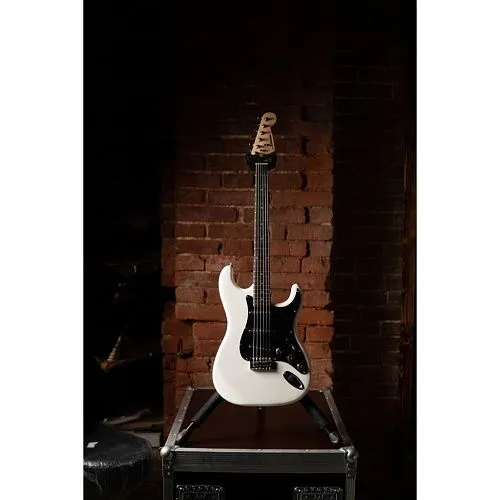 Ashtone ST-100/WH Электрогитара Б\У.